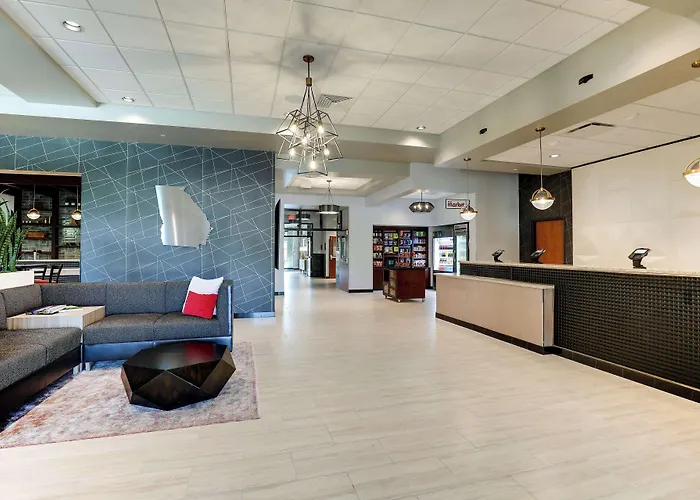 Drury Plaza Hotel Savannah Pooler
